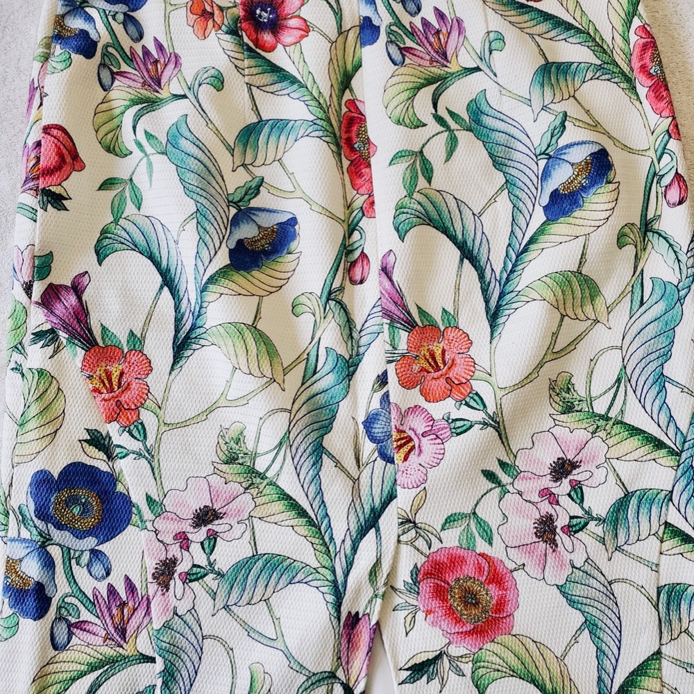 Ann Taylor Floral Pencil Skirt - Picture 9 of 12